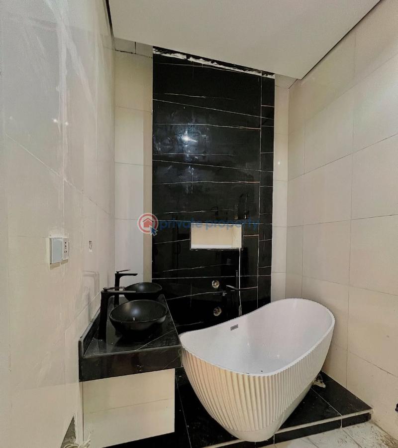 5 bedroom Detached Duplex For Sale Chevron Lekki Phase 2 Lagos - 9