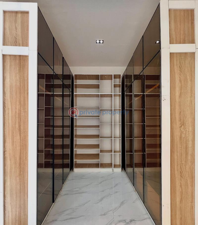 5 bedroom Detached Duplex For Sale Secure Estate At Chevron Lekki Lekki Lagos - 9