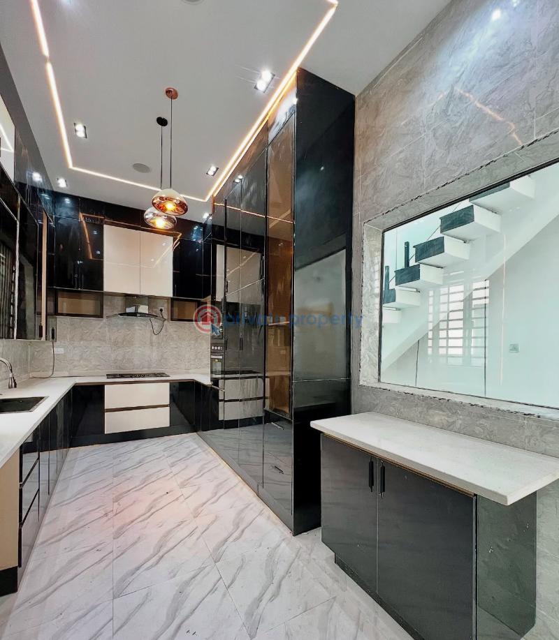 5 bedroom Detached Duplex For Sale Secure Estate At Chevron Lekki Lekki Lagos - 6