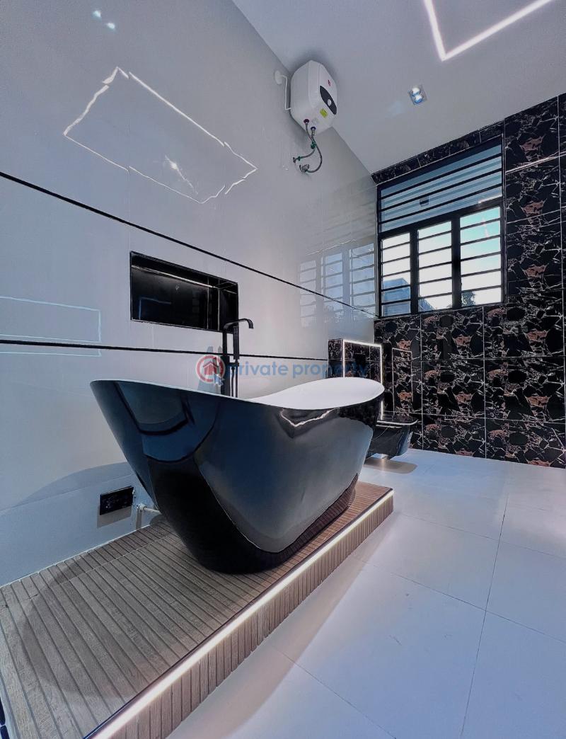 5 bedroom Detached Duplex For Sale Secure Estate At 2nd Tollgate Lekki Along Lekki Expressway Lagos - 18