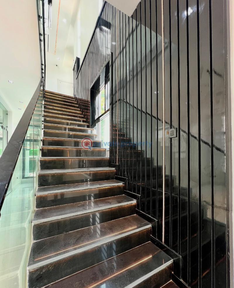 5 bedroom Detached Duplex For Sale Secure Estate At Chevron Lekki Along Lekki Expressway Lagos - 8