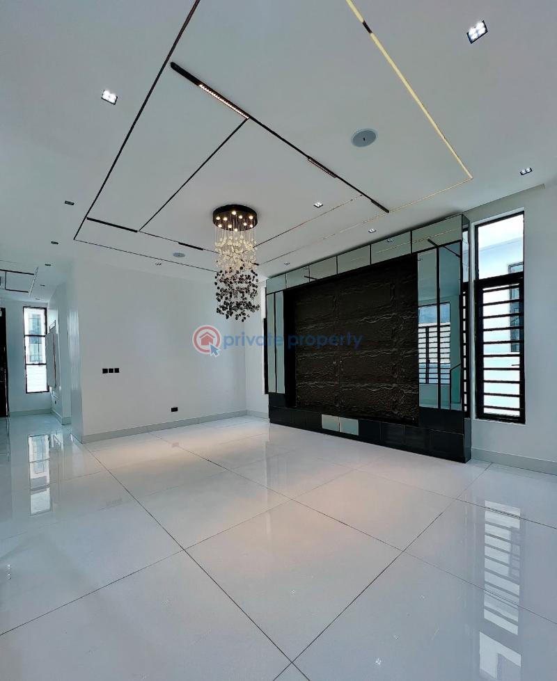 5 bedroom Detached Duplex For Sale Secure Estate At Chevron Lekki Along Lekki Expressway Lagos - 1