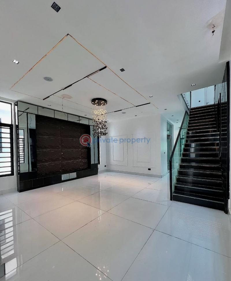 5 bedroom Detached Duplex For Sale Secure Estate At Chevron Lekki Along Lekki Expressway Lagos - 2