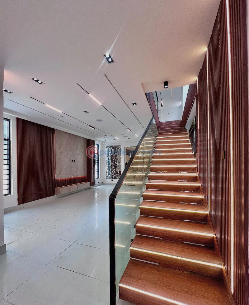 5 bedroom Detached Duplex For Sale Secure Estate At Ajah Lekki Ajah Lagos - 2