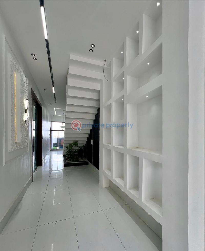 5 bedroom Detached Duplex For Sale Secure Estate Ajah Lagos - 5