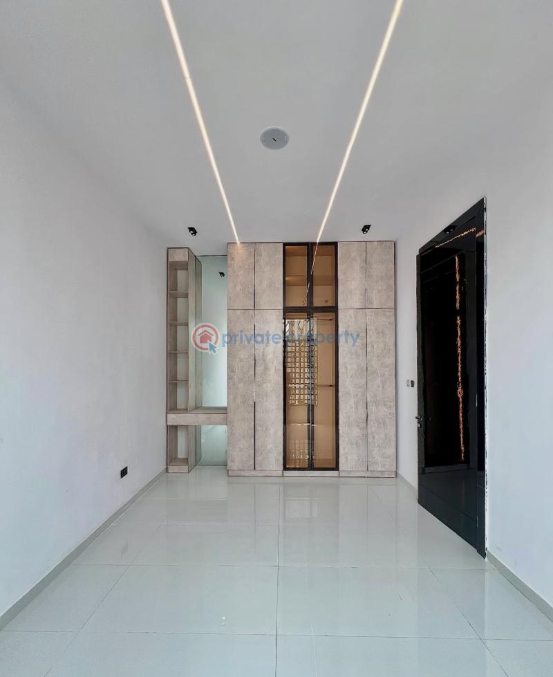 5 bedroom Detached Duplex For Sale Secure Estate At Ikota Lekki Ikota Lekki Lagos - 14