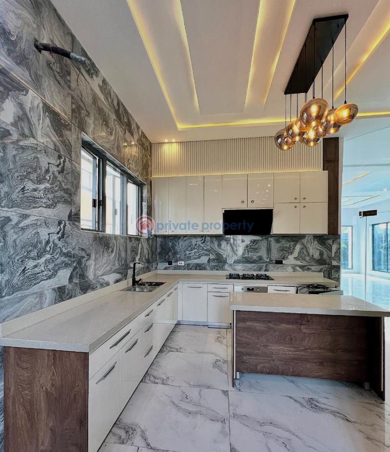 5 bedroom Detached Duplex For Sale Secure Estate At Osapa Lekki Osapa Lekki Lagos - 8