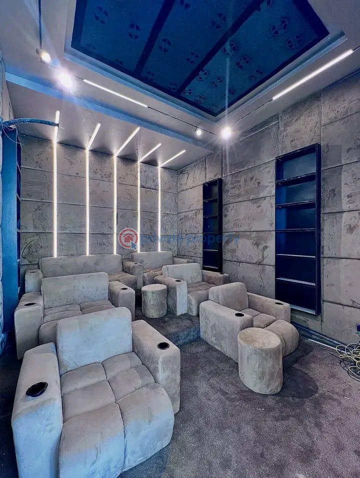 5 bedroom House For Sale Osapa Lekki Lagos - 1