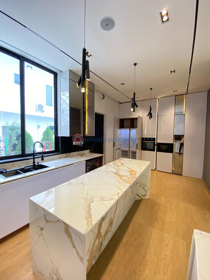 5 bedroom Terrace For Sale Osapa,lekki Lagos Osapa Lekki Lagos - 6