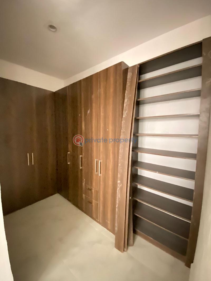 5 bedroom Terraced Duplex For Sale Ologolo Lekki Lagos - 18