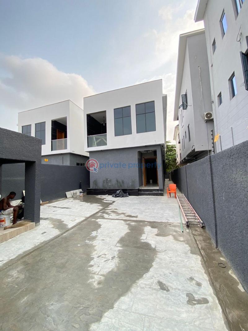 5 bedroom Terraced Duplex For Sale Ologolo Lekki Lagos - 1