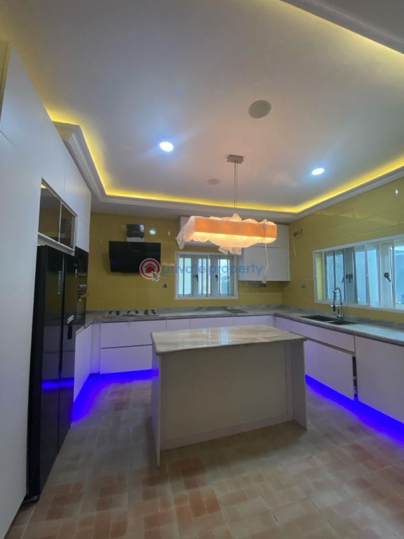 Contemporary 5bedroom  detached smart home with  bq - 10 5 bedroom Detached Duplex For Sale Osapa London Lekki Lagos - 10