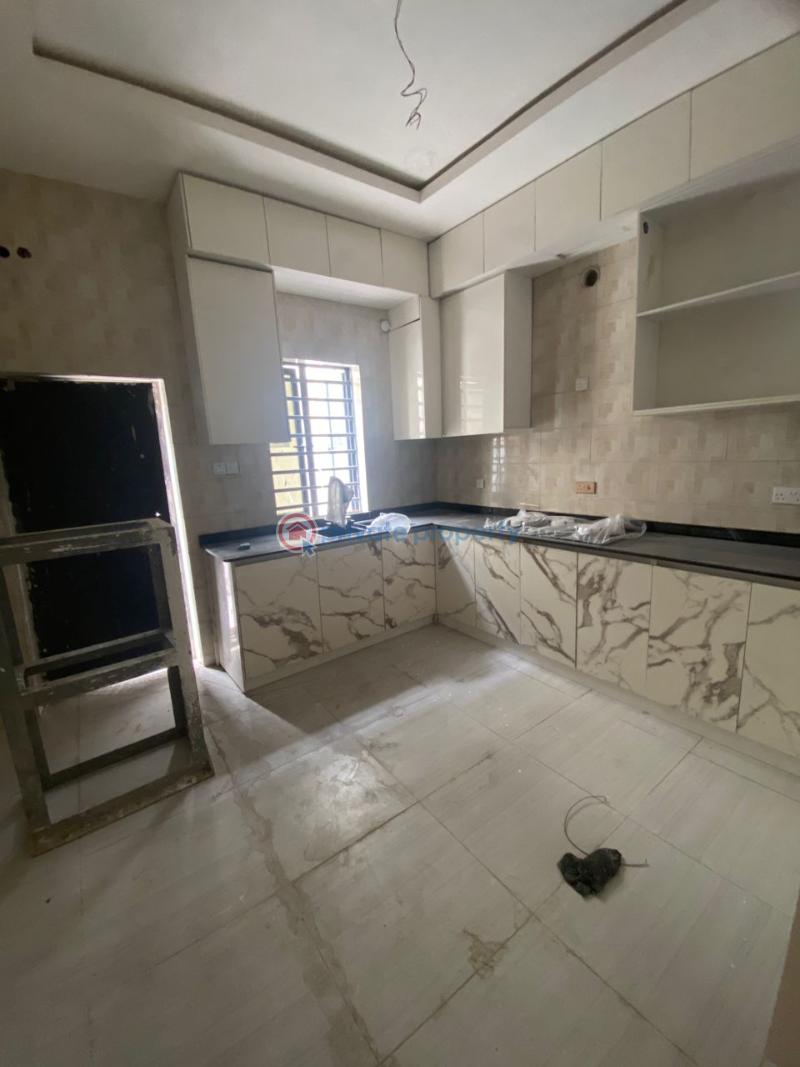 5 bedroom Detached Duplex For Sale Ologolo Lekki Lagos - 3