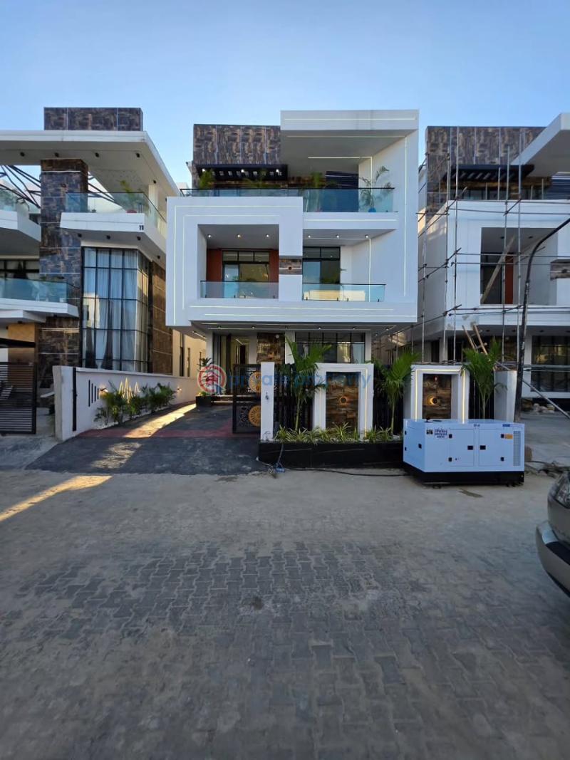 6 bedroom Detached Duplex For Sale Chevron Drive Lekki Lagos