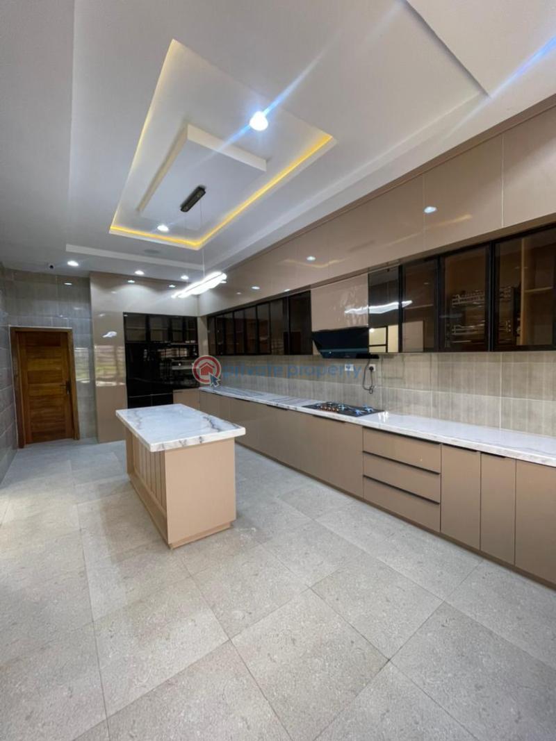 6 bedroom Detached Duplex For Sale Victoria Garden City Lekki Lagos - 3