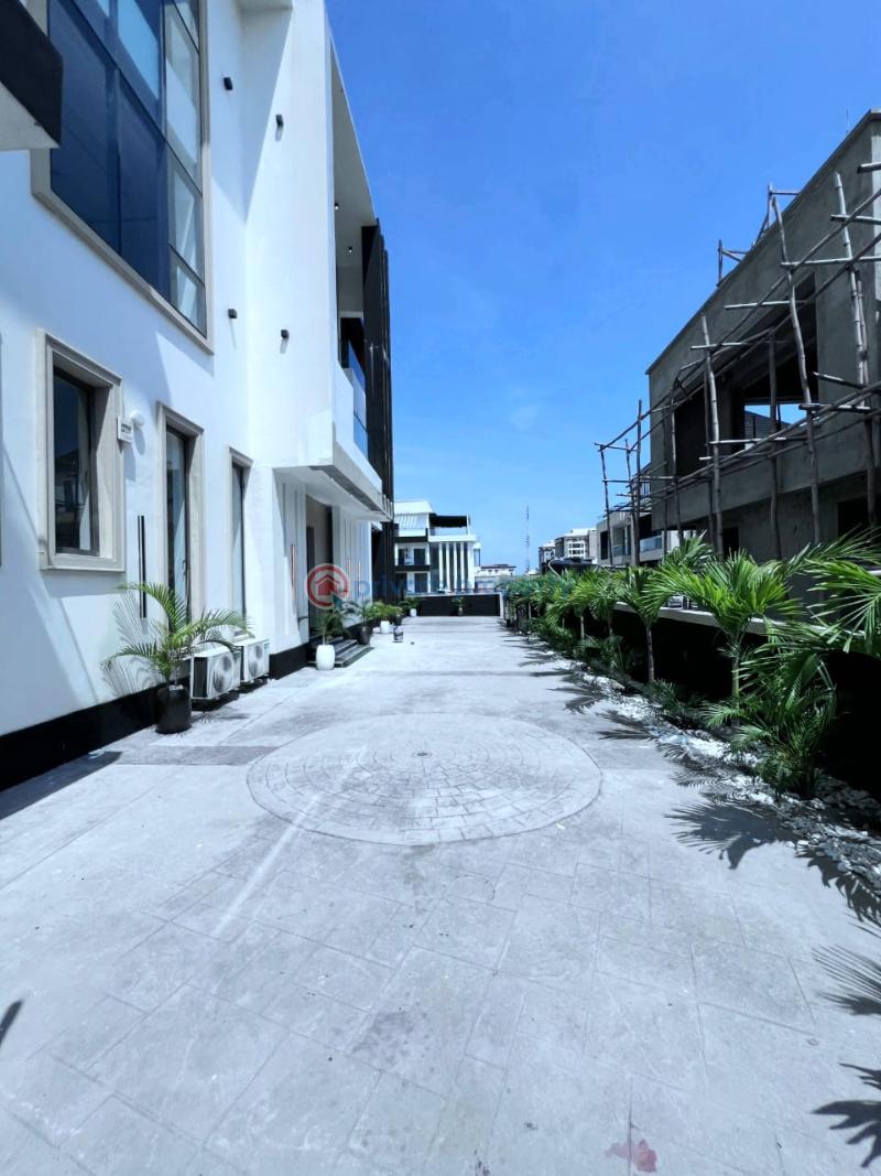 6 bedroom Detached Duplex For Sale Ikate Elegushi Lekki Lagos - 2