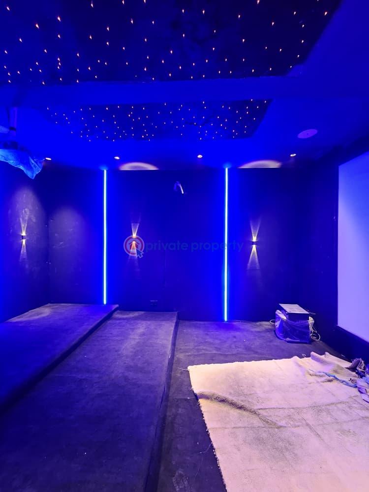 5 bedroom Detached Duplex For Sale Admiralty Way Lekki Phase 1 Lagos - 9