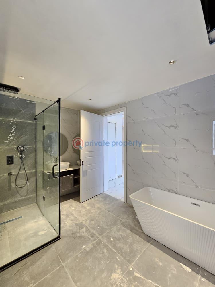 5 bedroom Detached Duplex For Sale Admiralty Way Lekki Phase 1 Lagos - 13