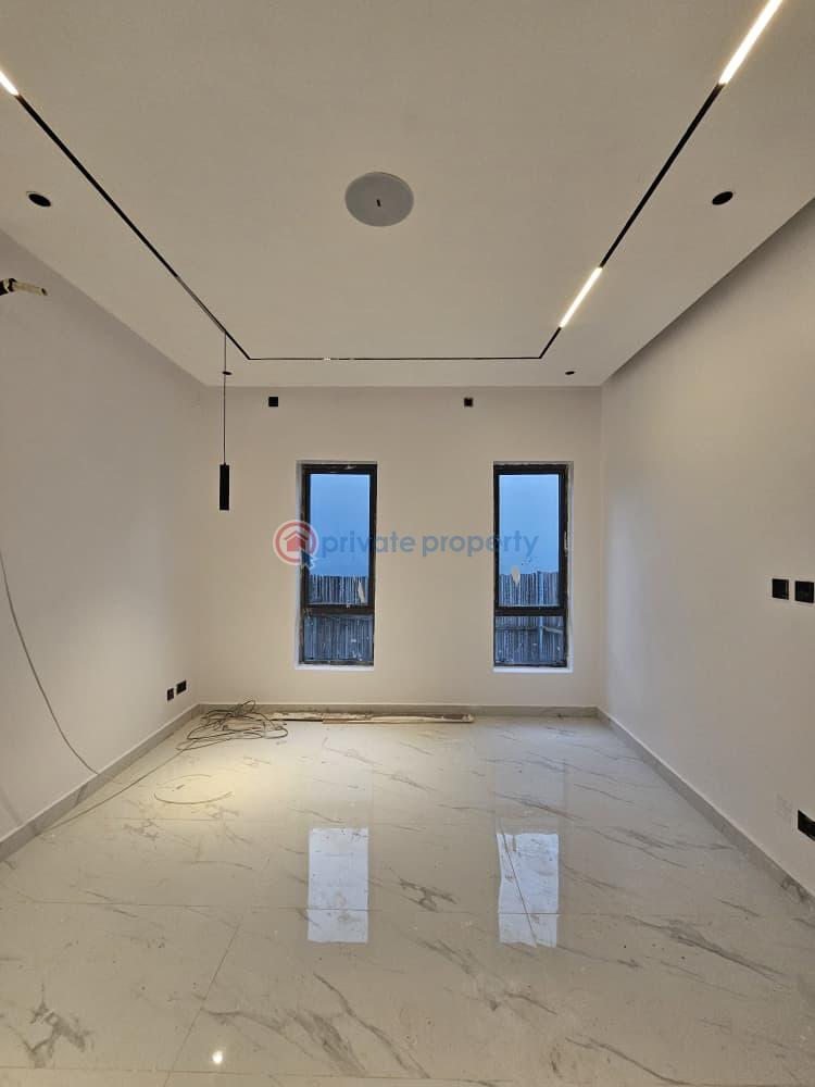 5 bedroom Detached Duplex For Sale Admiralty Way Lekki Phase 1 Lagos - 15