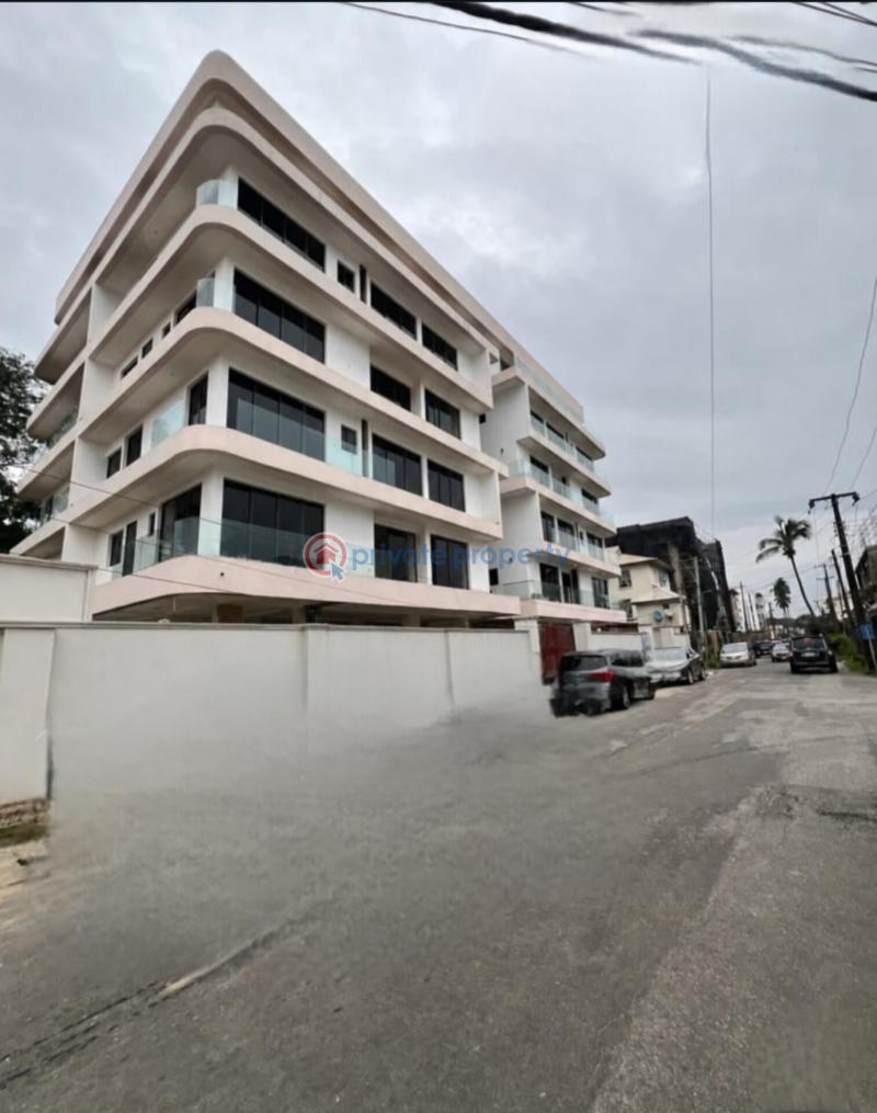 4 bedroom Maisonette For Sale Maryland Lagos - 0