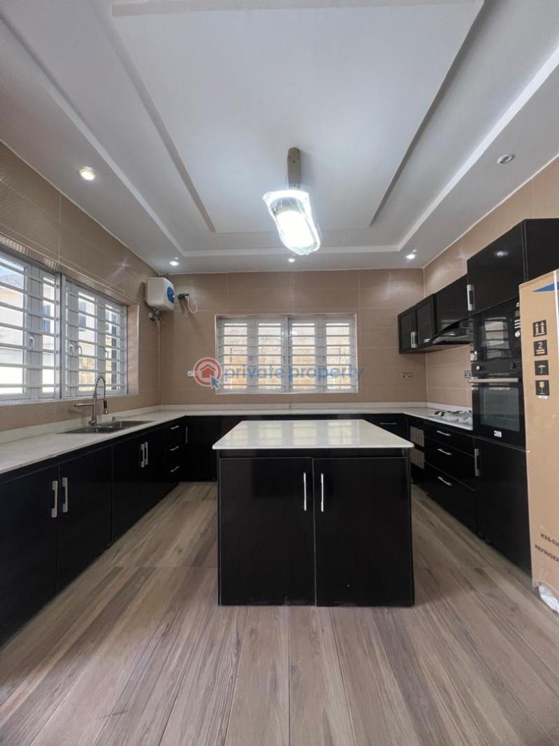 5 bedroom Detached Duplex For Sale Chevron Lekki Lekki Lagos - 10