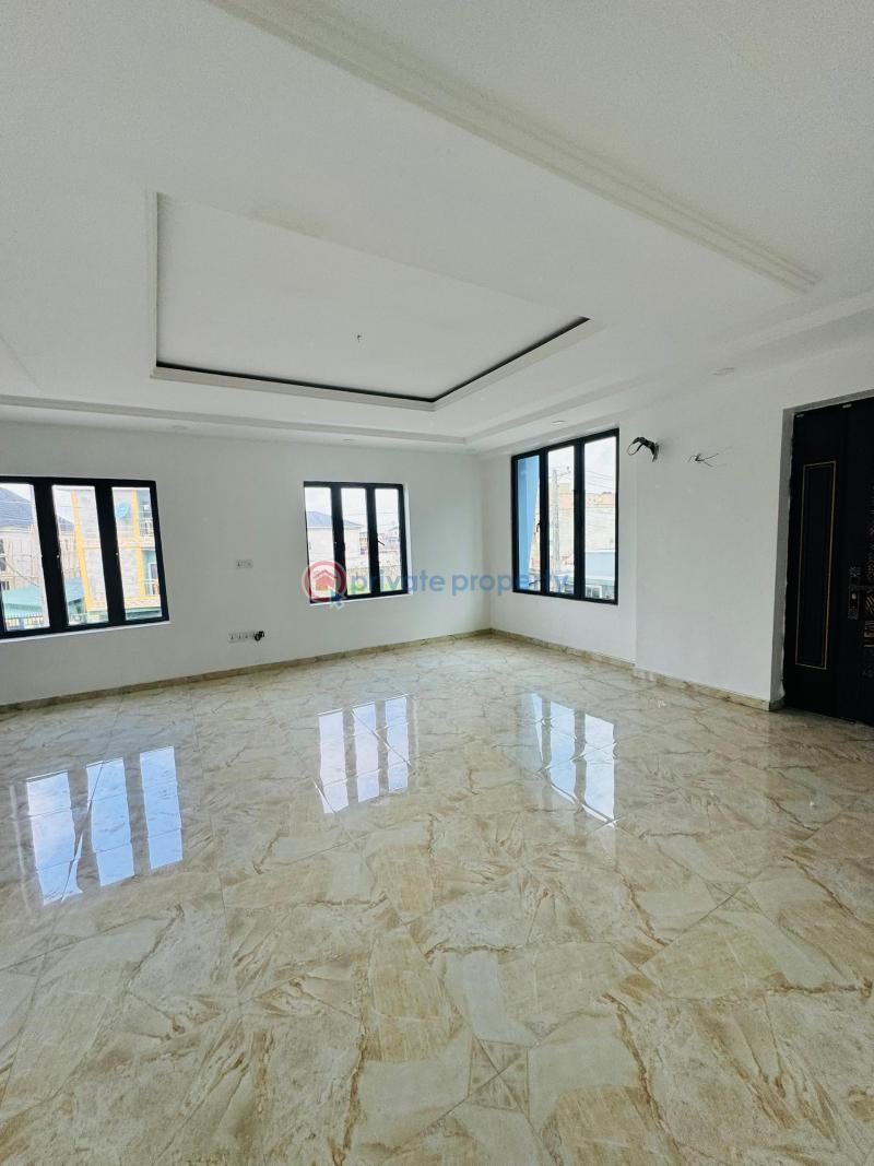 4 bedroom Terraced Duplex For Sale Yaba Lagos - 4