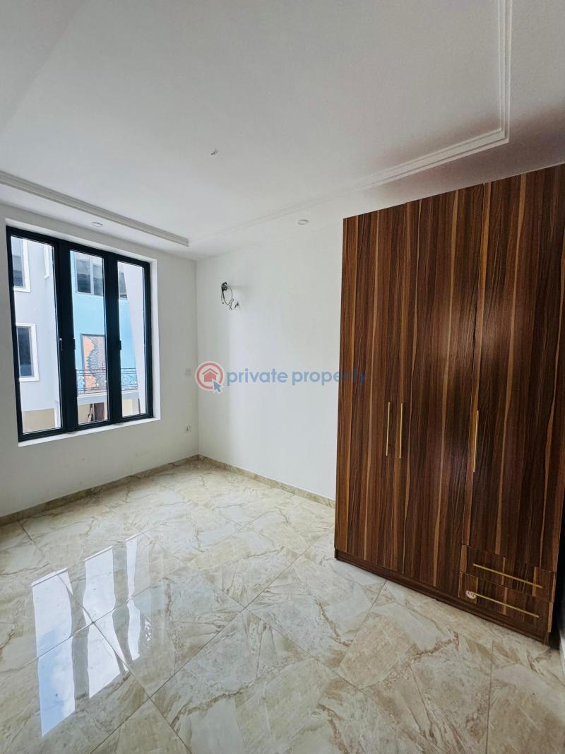 4 bedroom Terraced Duplex For Sale Yaba Lagos - 13