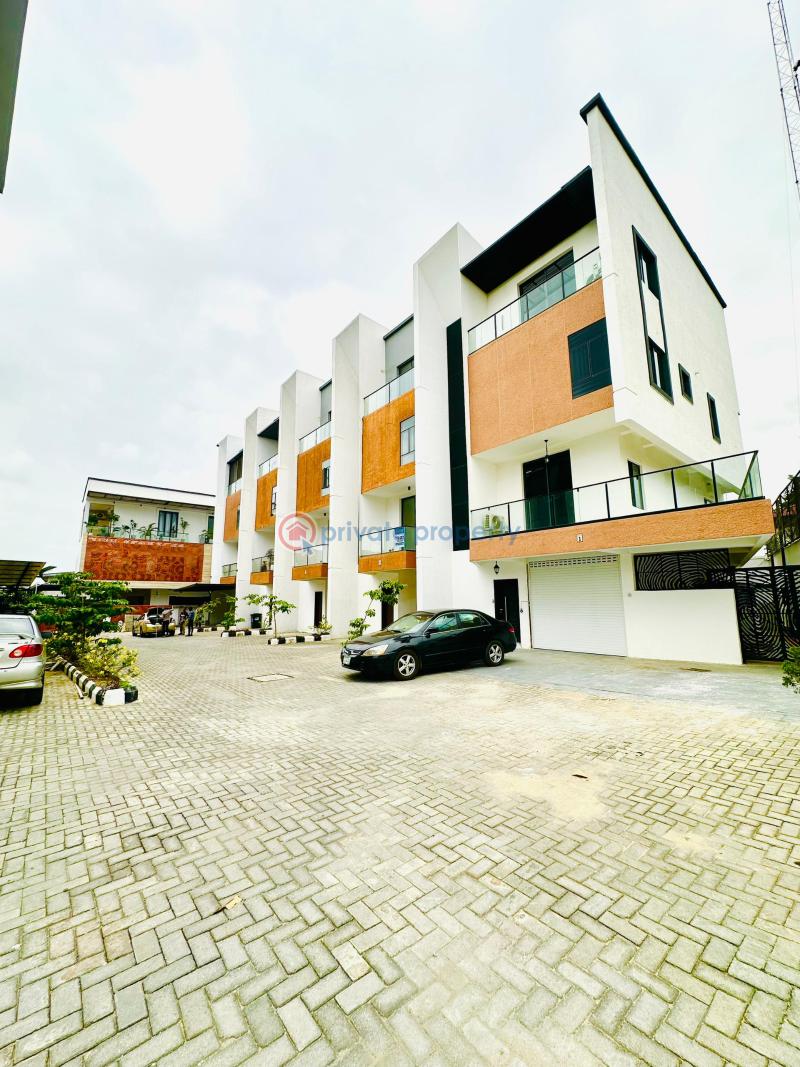 4 bedroom Terraced Duplex For Sale Maryland Lagos - 0