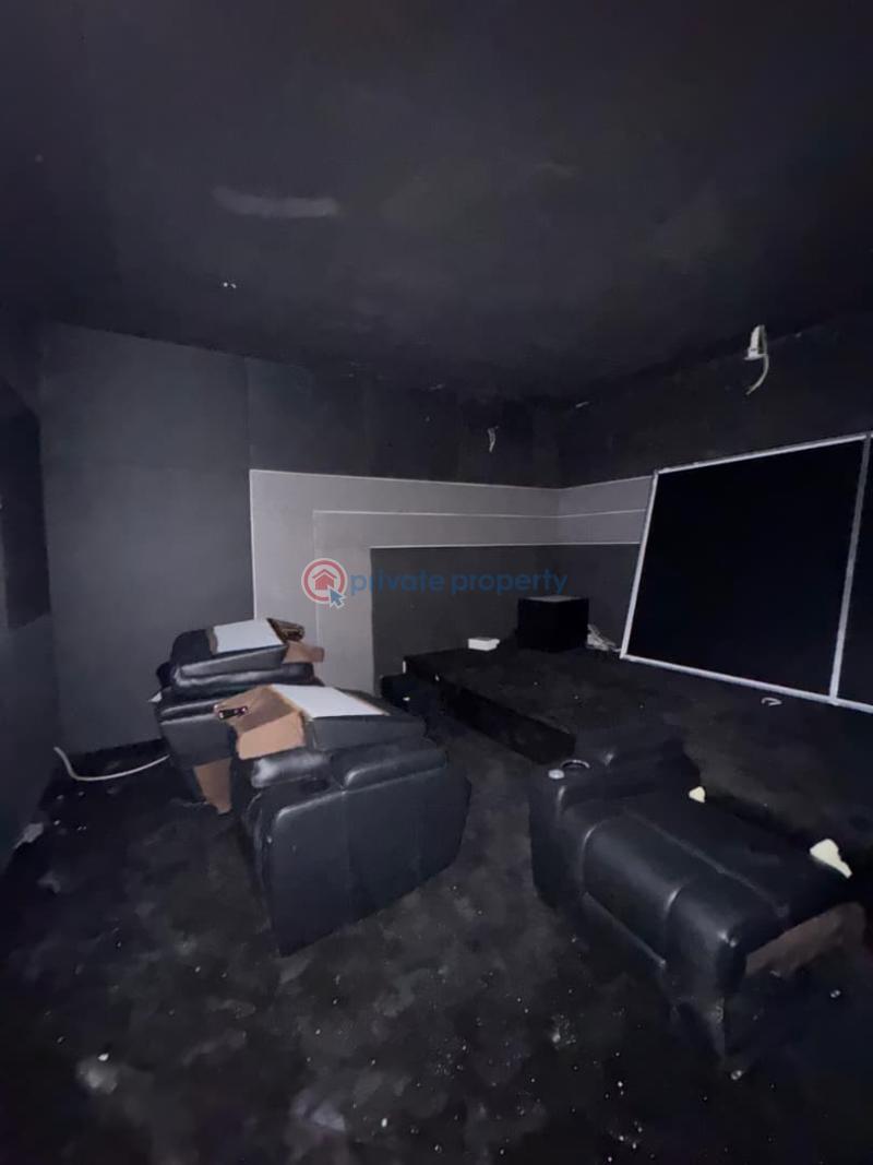 4 bedroom Detached Duplex For Sale Lekki Phase 1 Lagos - 9