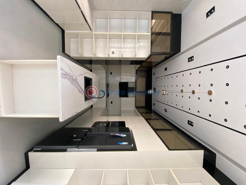 Contemporary design 5 bed mansion - 6 5 bedroom Detached Duplex For Sale Osapa London Lekki Lagos - 6