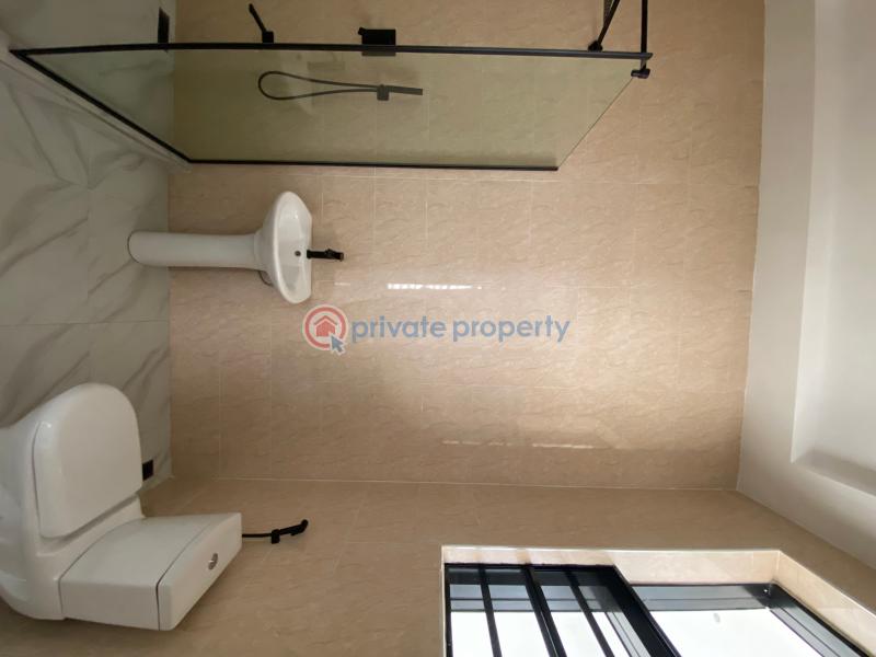 Contemporary design 5 bed mansion - 13 5 bedroom Detached Duplex For Sale Osapa London Lekki Lagos - 13