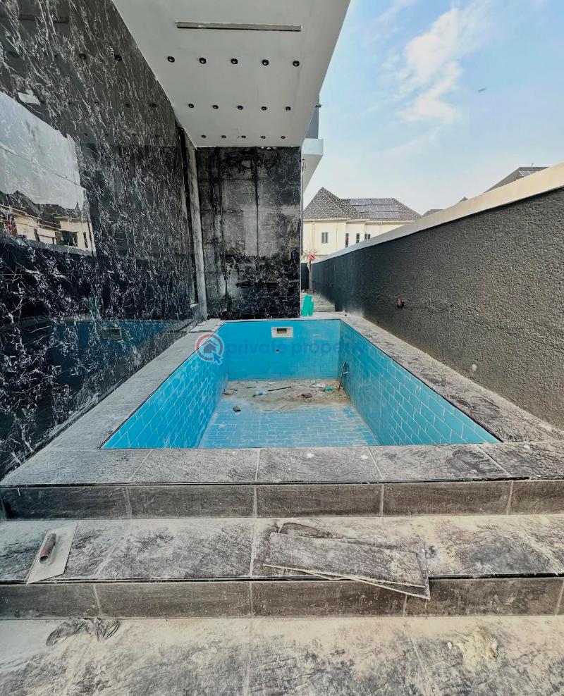 4 bedroom Detached Duplex For Sale Secure Estate At 2nd Tollgate Lekki Along Lekki Expressway Lagos - 9