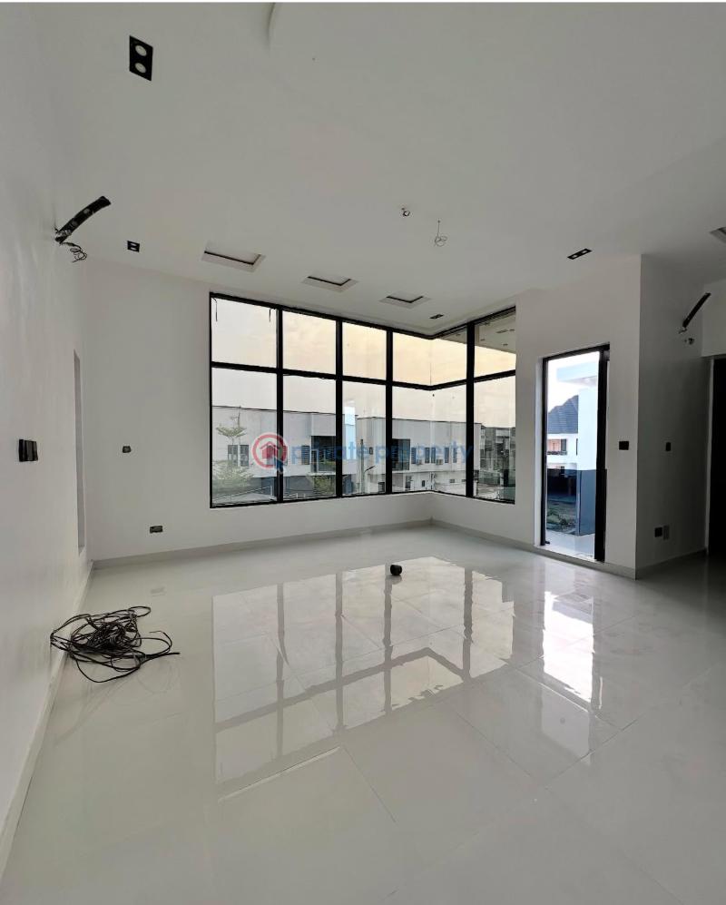 4 bedroom Detached Duplex For Sale Secure Estate At 2nd Tollgate Lekki Along Lekki Expressway Lagos - 5