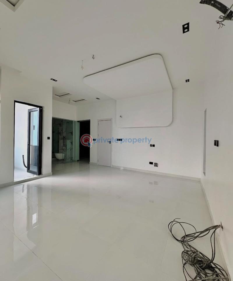4 bedroom Detached Duplex For Sale Secure Estate At 2nd Tollgate Lekki Along Lekki Expressway Lagos - 6