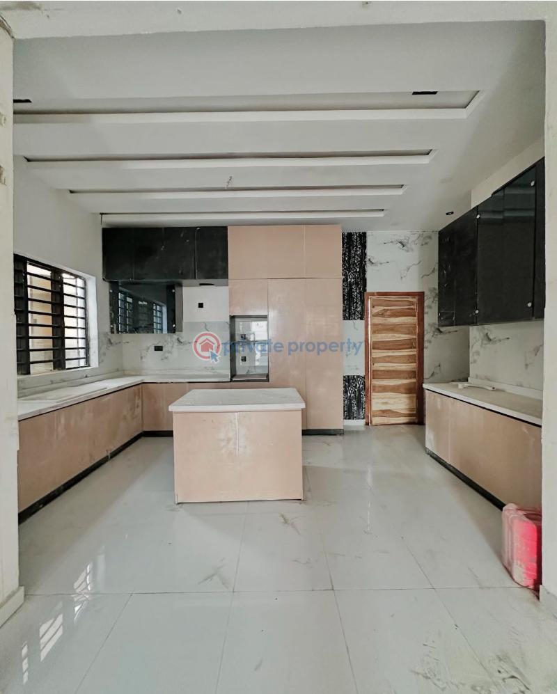 4 bedroom Detached Duplex For Sale Secure Estate At 2nd Tollgate Lekki Along Lekki Expressway Lagos - 3