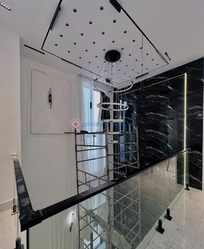 5 bedroom Detached Duplex For Sale Chevron Drive Lekki Lagos - 9