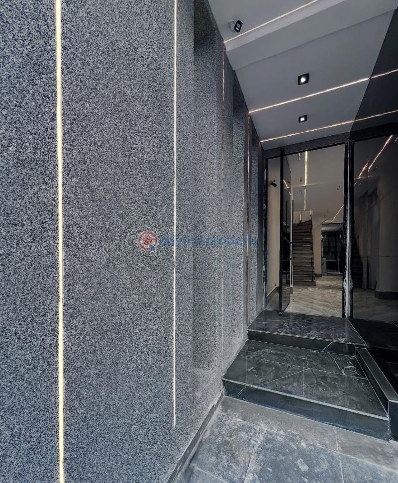 5 bedroom Detached Duplex For Sale Chevron Drive Lekki Lagos - 1