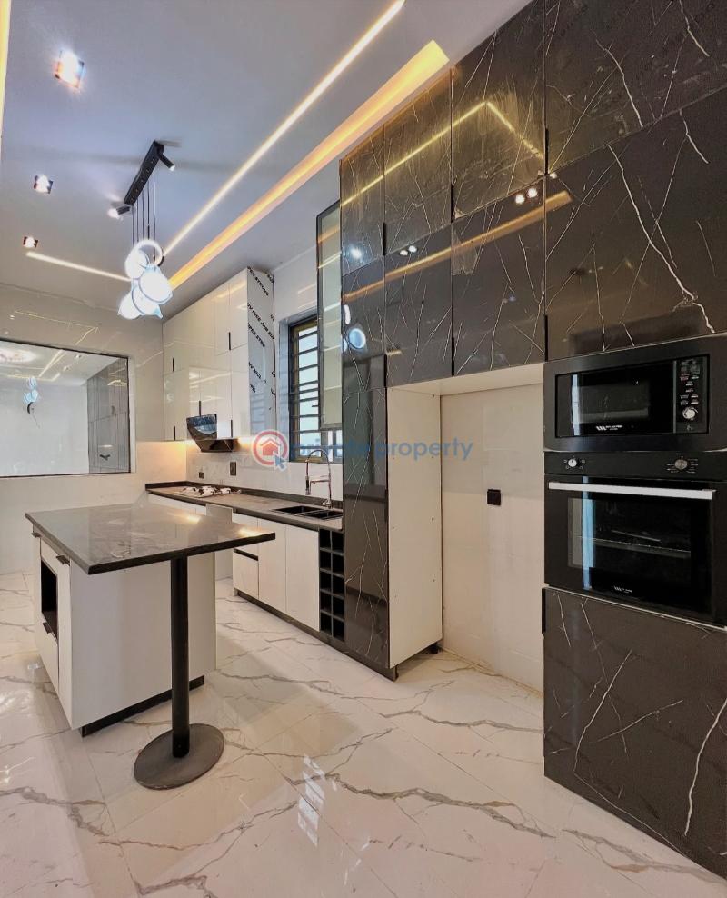 5 bedroom Detached Duplex For Sale Secure Estate At Ajah Lekki Ajah Lagos - 4