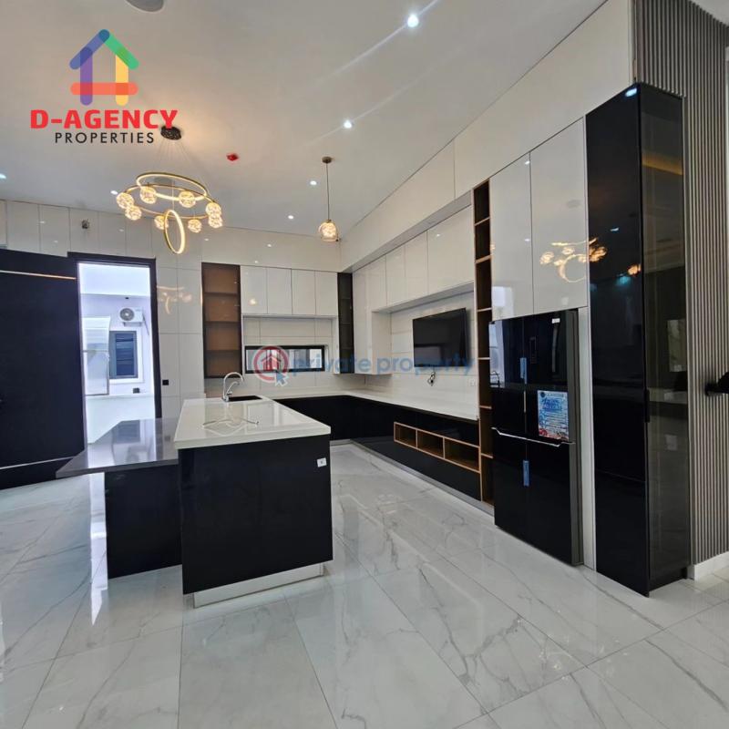 5 bedroom Duplex For Sale Osapa London Lekki Lagos - 4