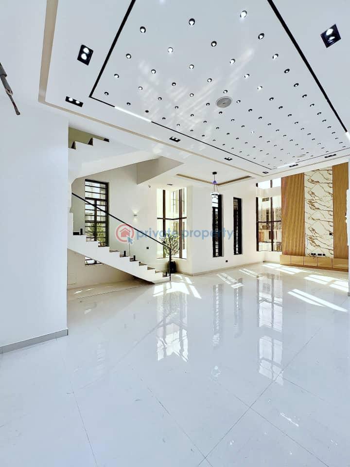 6 bedroom Detached Duplex For Sale Osapa London Lekki Lagos - 0