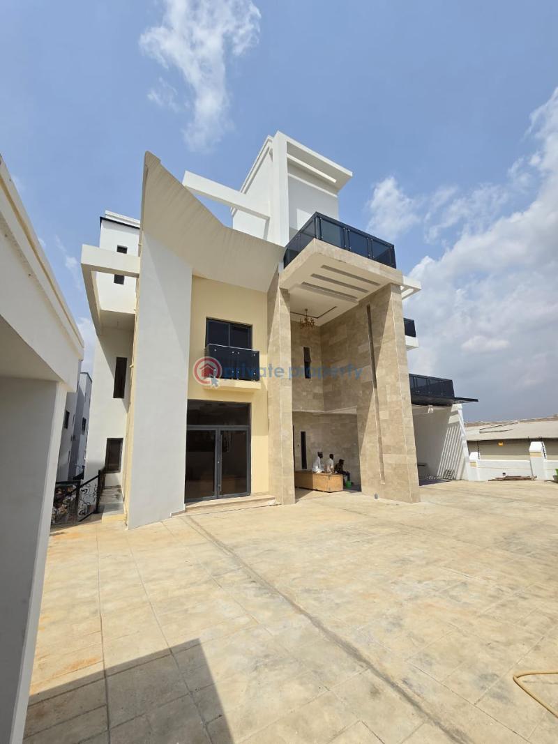 Contemporary designed 7bedroom house with swimming pool, with elevator - 1 7 bedroom House For Sale Katampe Ext. Abuja Phase 2  - 1