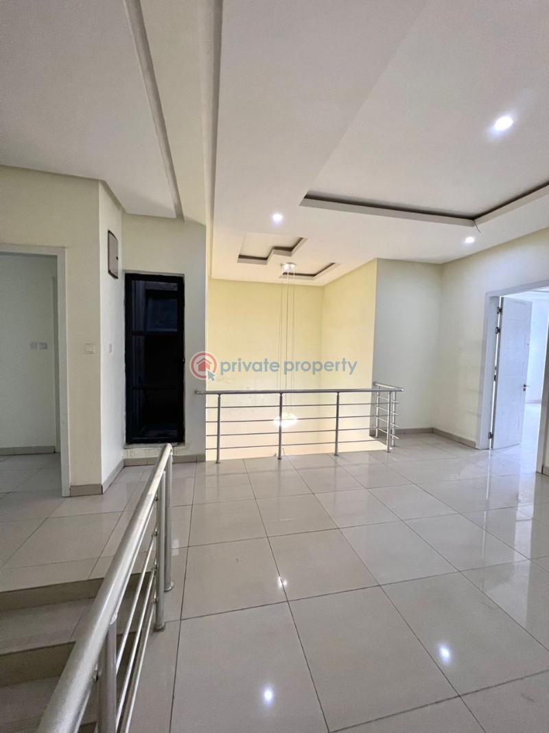 4 bedroom Terraced Duplex For Rent Ologolo Lekki Lagos - 10