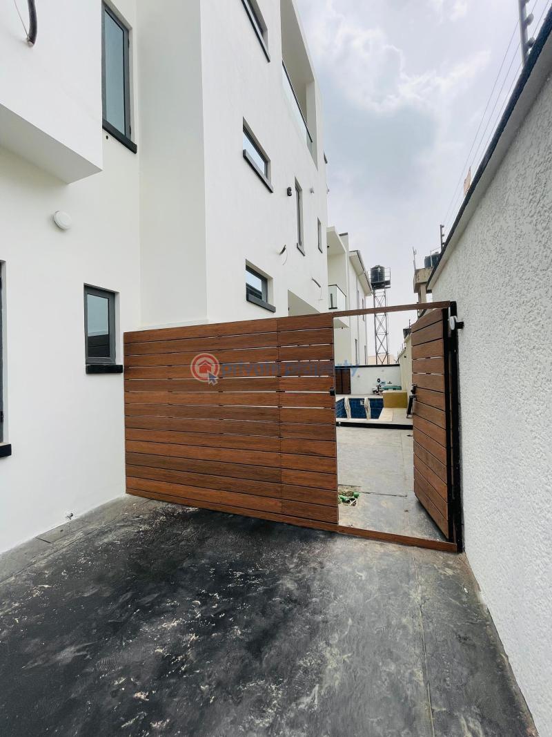5 bedroom Detached Duplex For Sale Executive Fully Automated 5 Bedroom Detached Duplex With Pool, Bq, Elevator, Study Room And Rooftop Terrace Omole Phase 1 Ojodu Lagos - 17