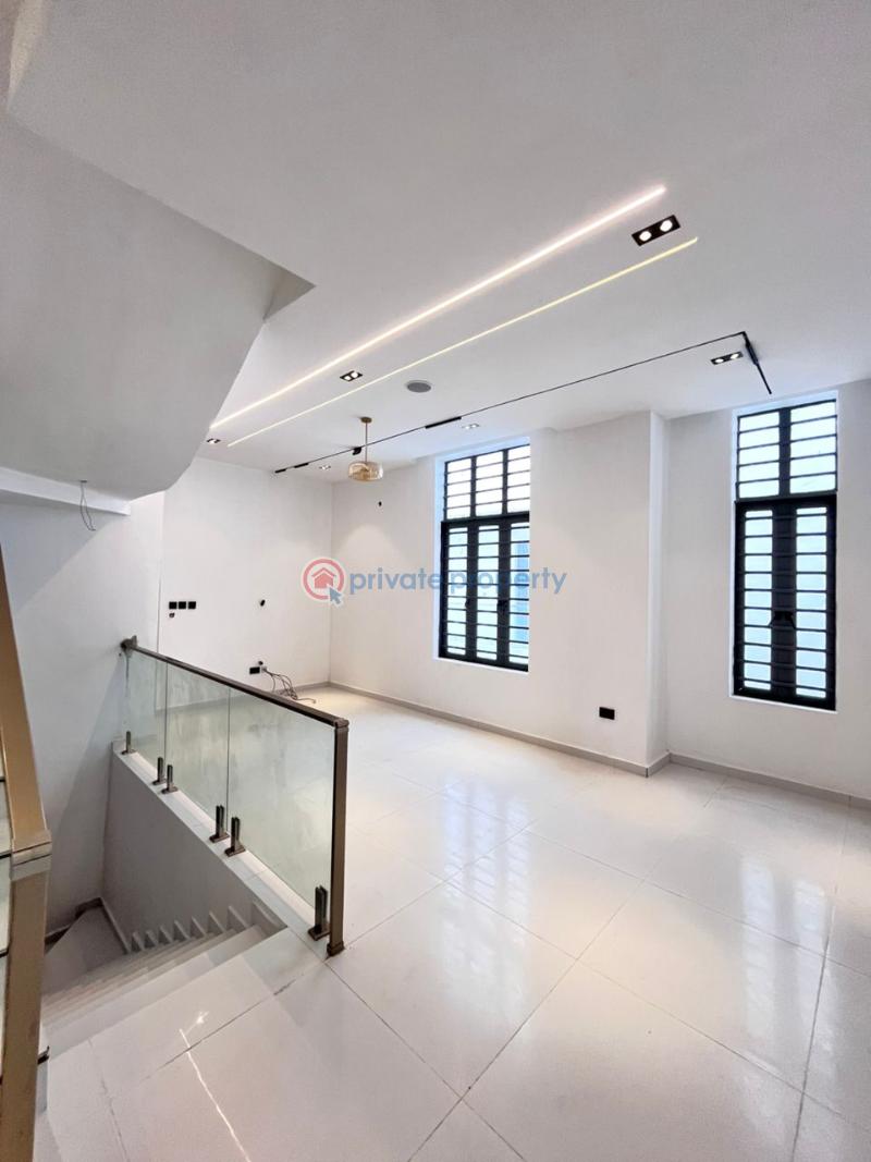 5 bedroom Detached Duplex For Sale Chevron Drive Lekki Lagos - 0