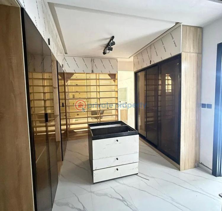 Contemporary fully detached 5 bedroom duplex with swimming pool - 4 5 bedroom Duplex For Sale Osapa London Lekki Lagos - 4