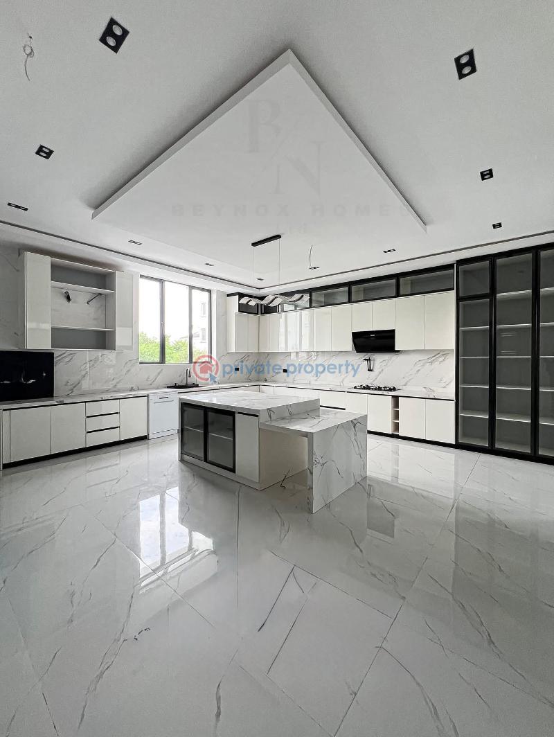 4 bedroom Detached Duplex For Sale Lekki Phase 1 Lagos - 17