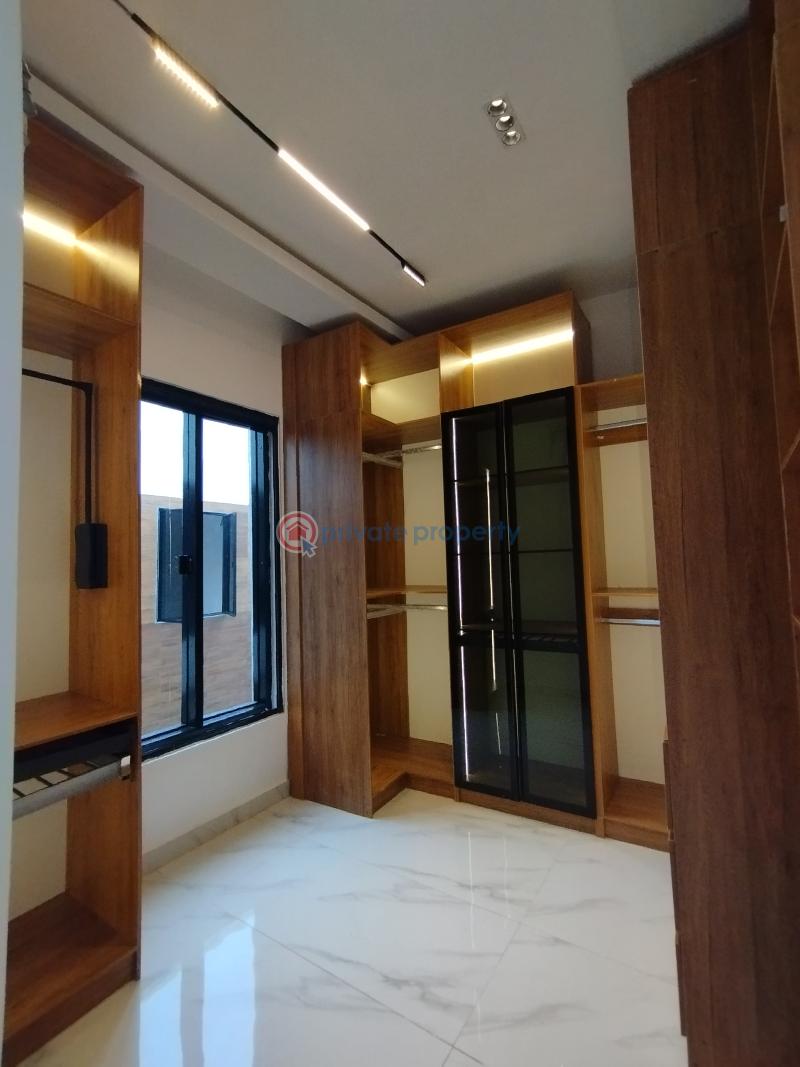 4 bedroom Terrace For Sale Lekki Phase 1 Lagos - 31