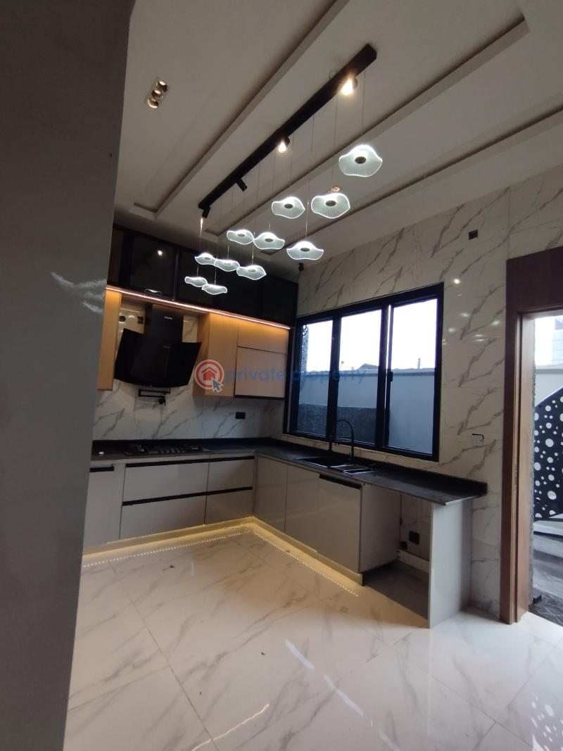 4 bedroom Terrace For Sale Lekki Phase 1 Lagos - 9