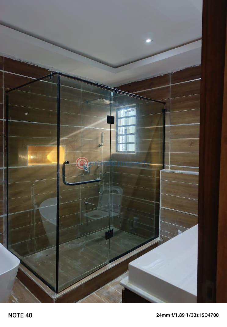 4 bedroom Detached Duplex For Sale Estate Jakande Lekki Lagos - 9