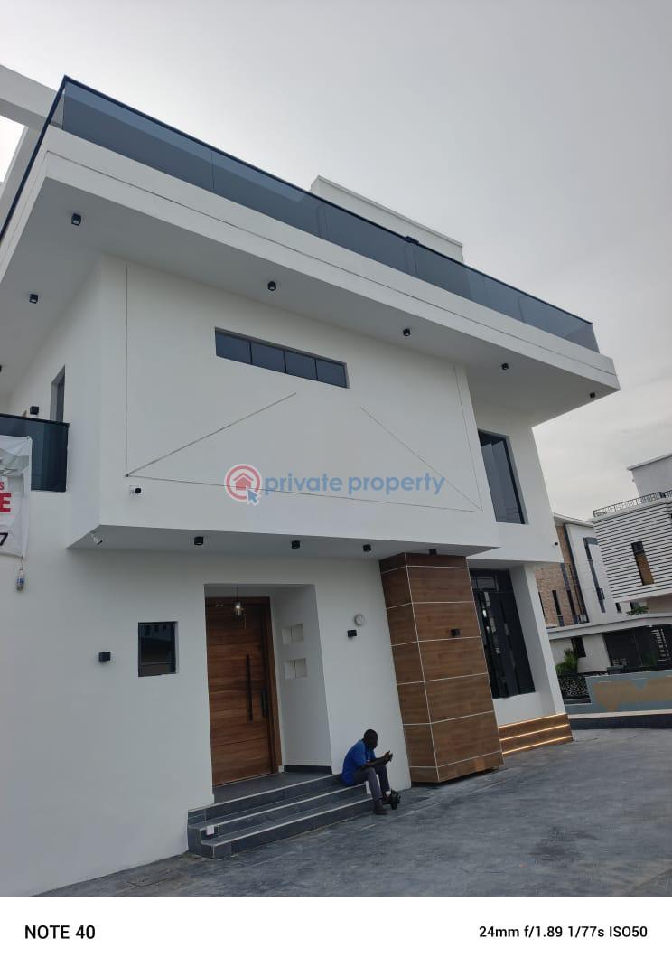 4 bedroom Detached Duplex For Sale Estate Jakande Lekki Lagos - 21